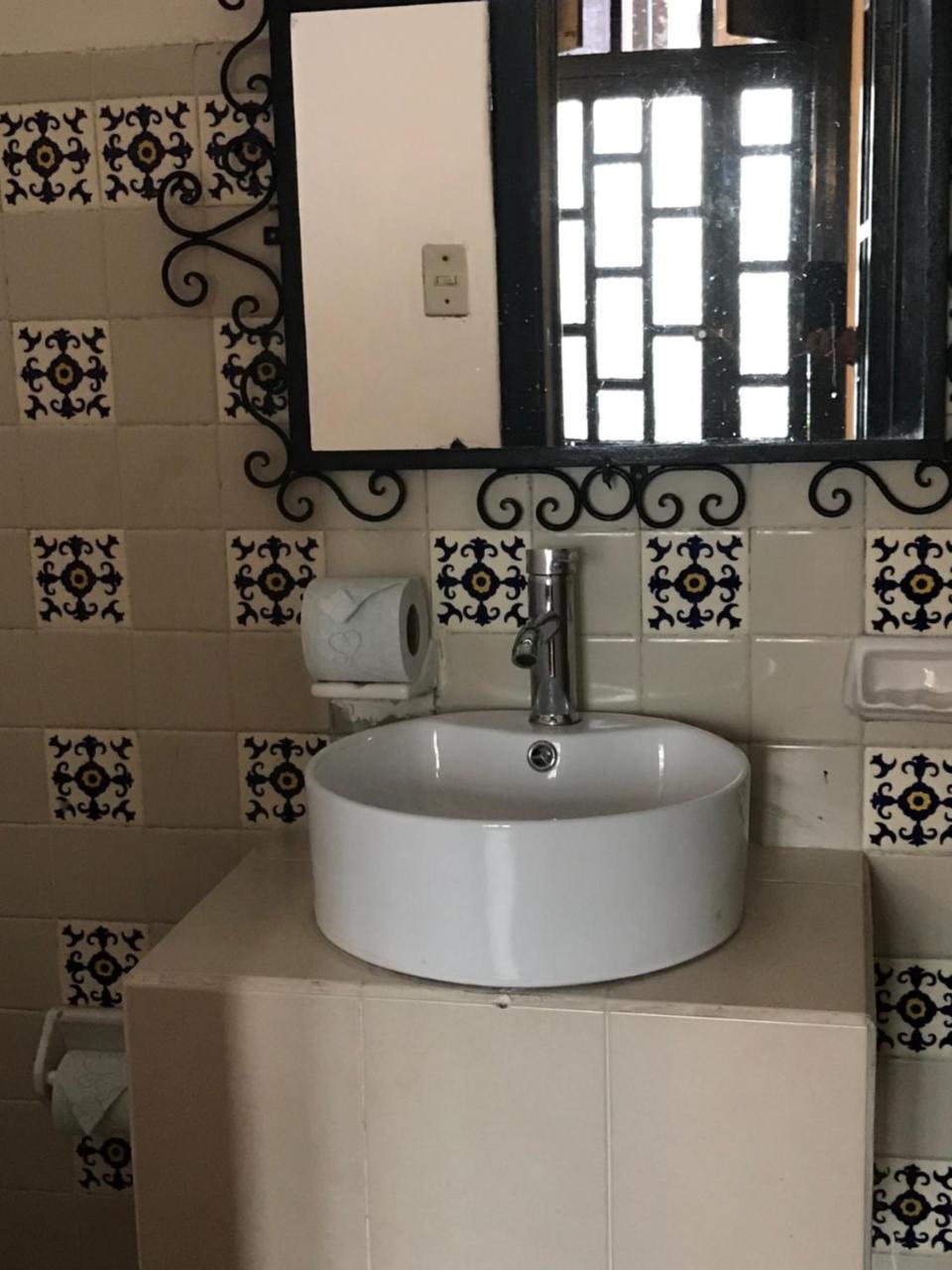 Hotel Villa De Flores Uruapan  Zewnętrze zdjęcie
