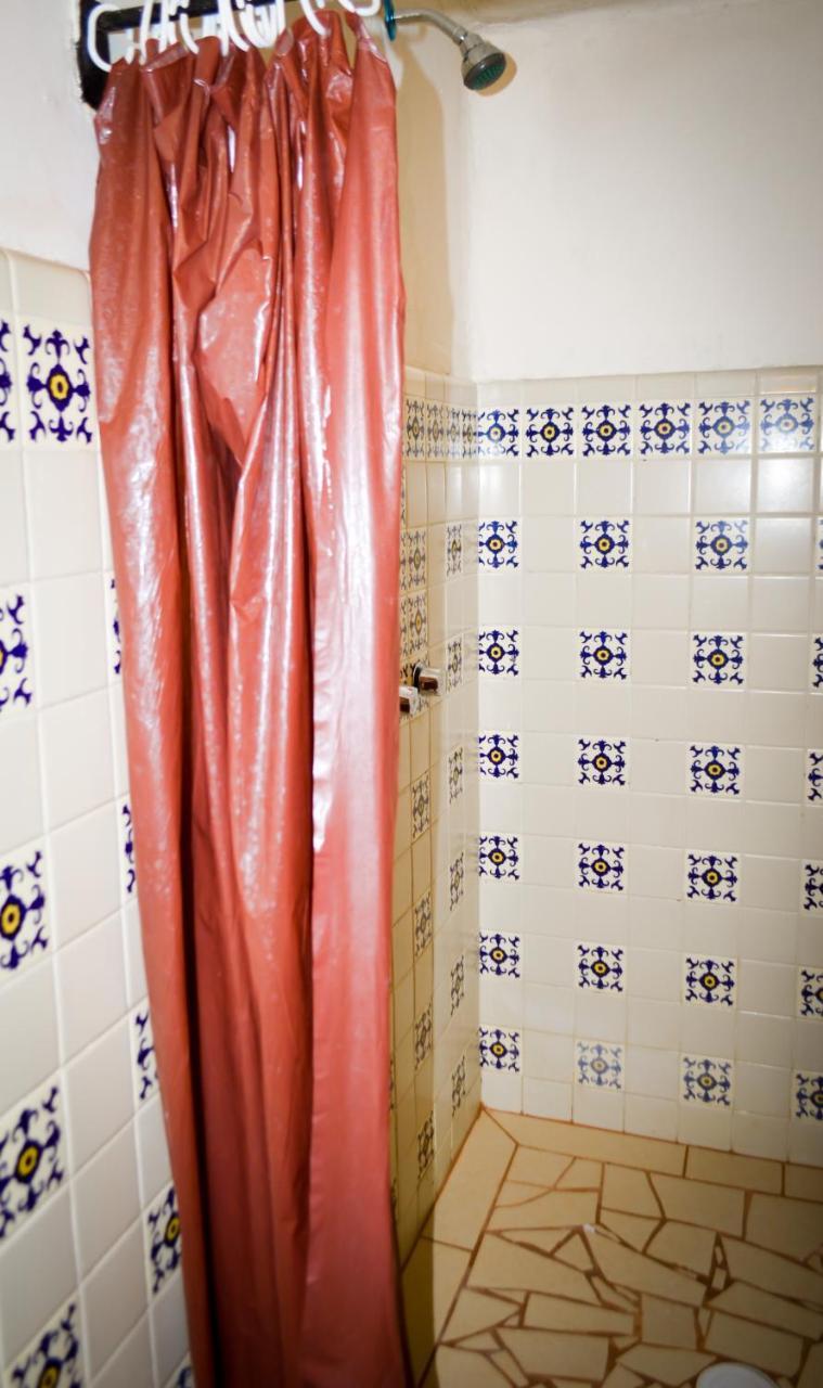 Hotel Villa De Flores Uruapan  Zewnętrze zdjęcie