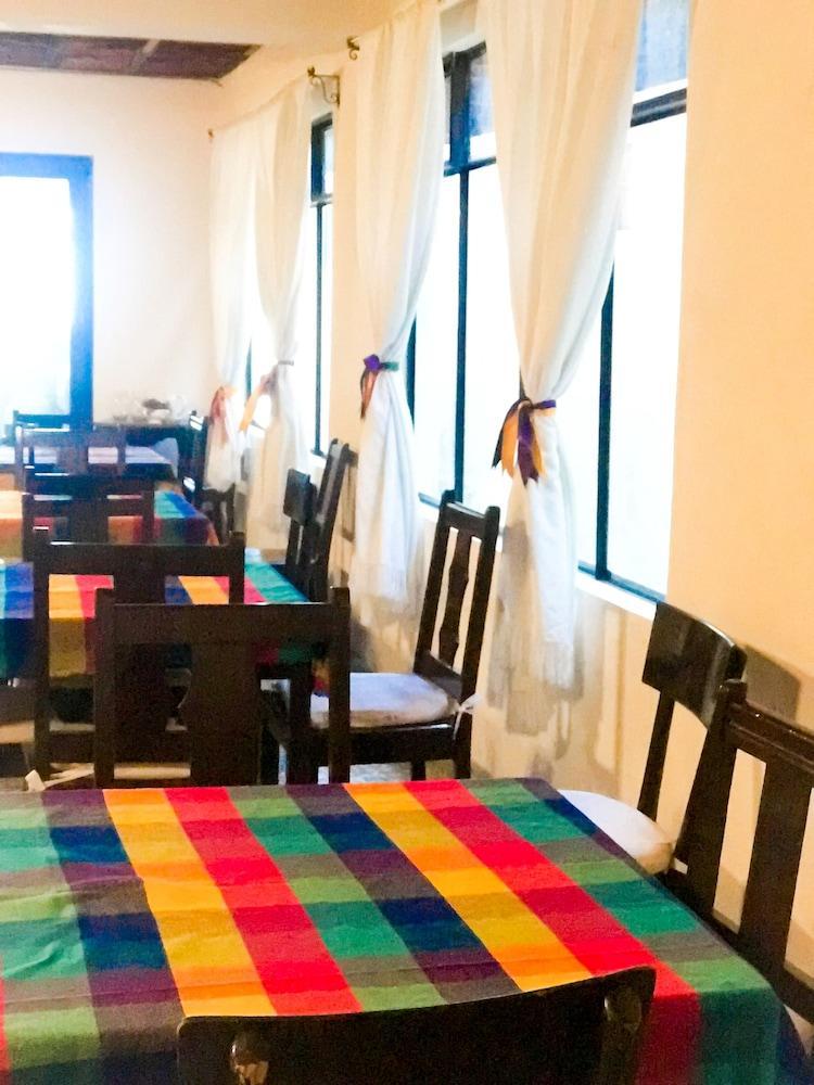 Hotel Villa De Flores Uruapan  Zewnętrze zdjęcie